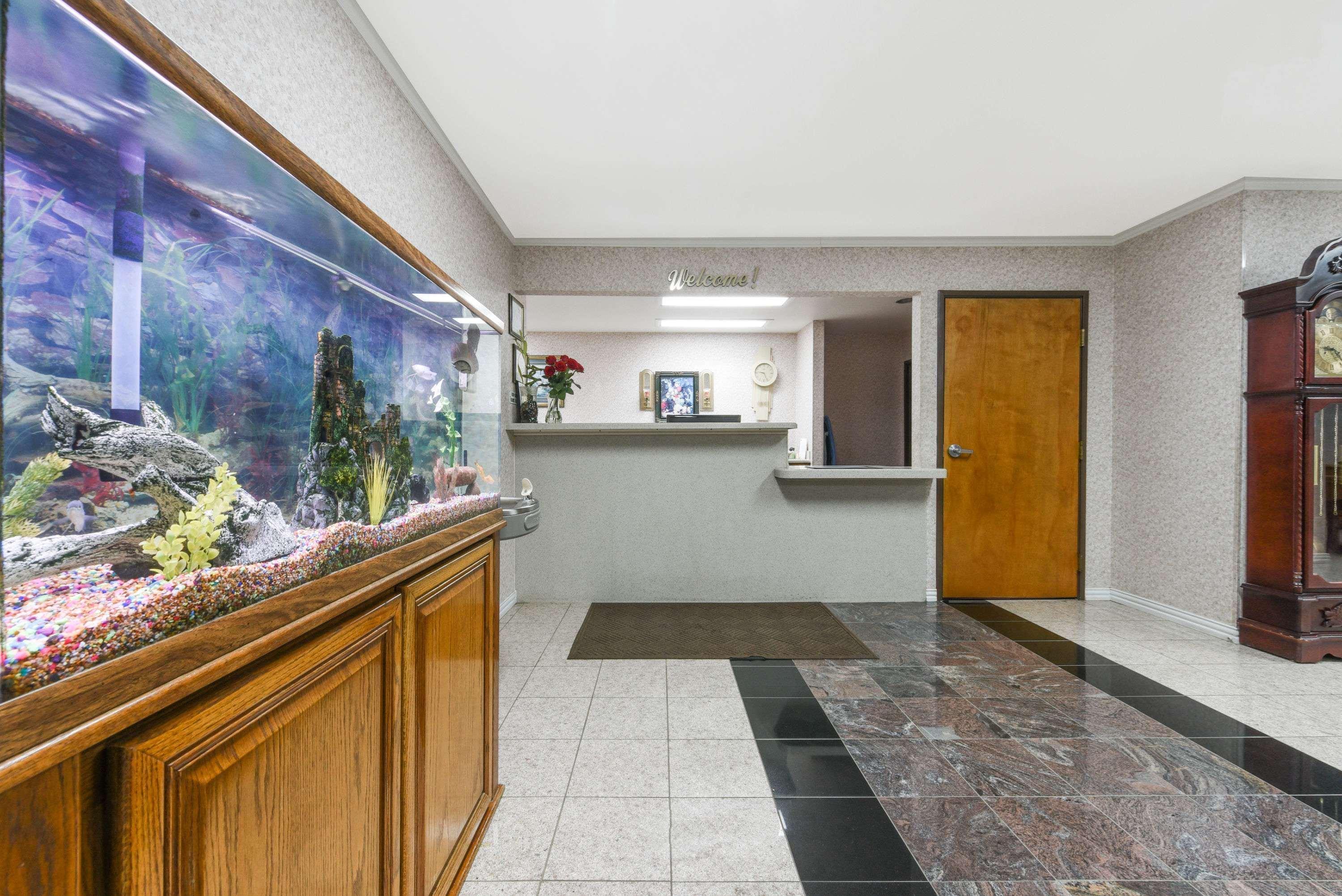 Super 8 By Wyndham Burleson Fort Worth Area Екстериор снимка
