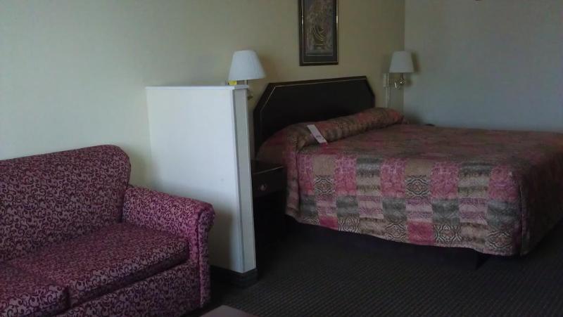 Super 8 By Wyndham Burleson Fort Worth Area Екстериор снимка